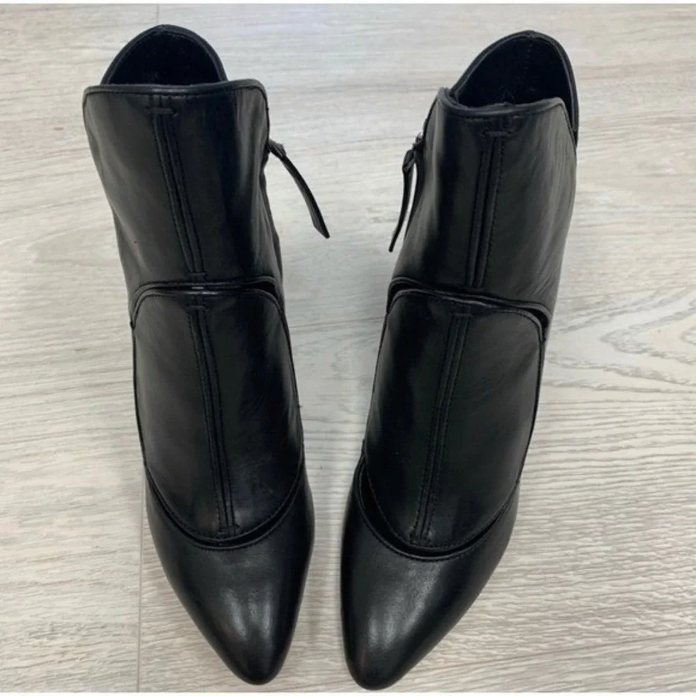 Camilla Skovgaard Black Leather Pointed Toe Stiletto Ankle Boots Size 36‎